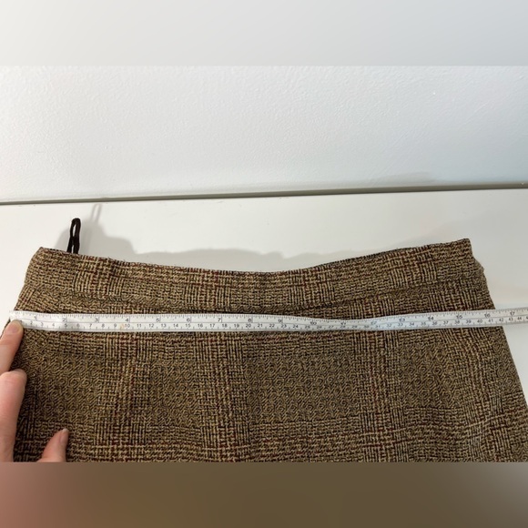 VINTAGE Wool Blend Wrap Skirt Khaki Colour Tartan Style Print, Great Condition - Picture 8 of 12